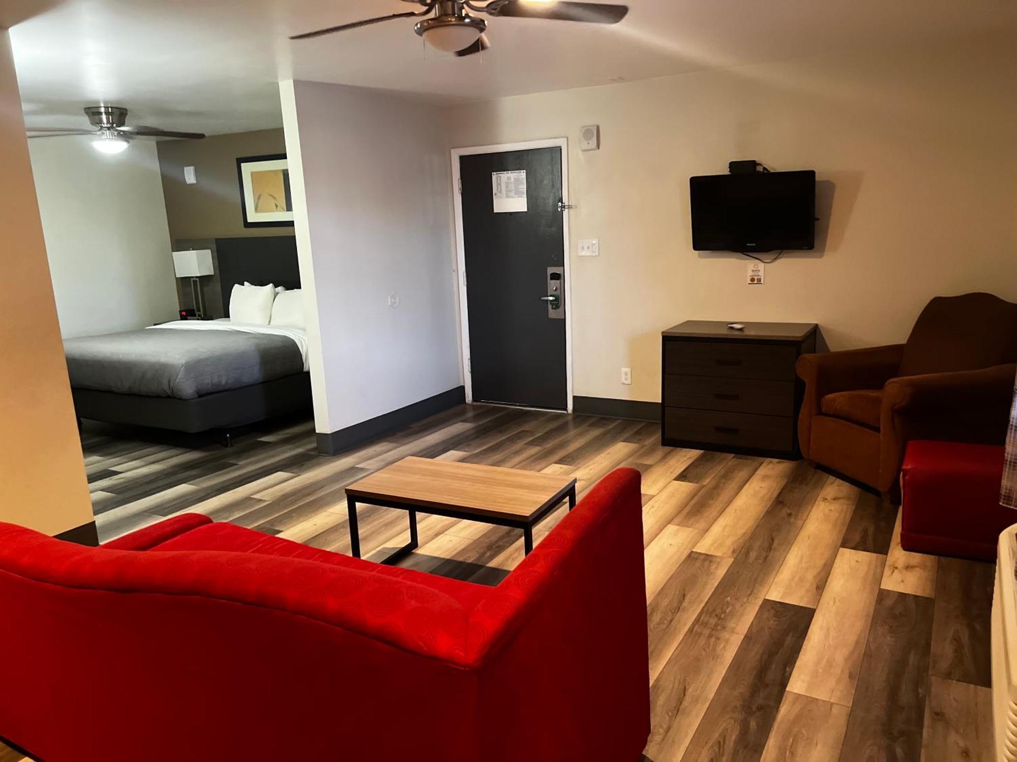 Quality Inn & Suites Goodyear - Phoenix West エクステリア 写真